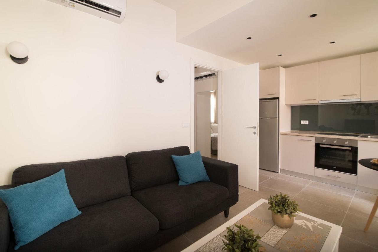 Lodge Luxury Apartments Kalamákion Chambre photo