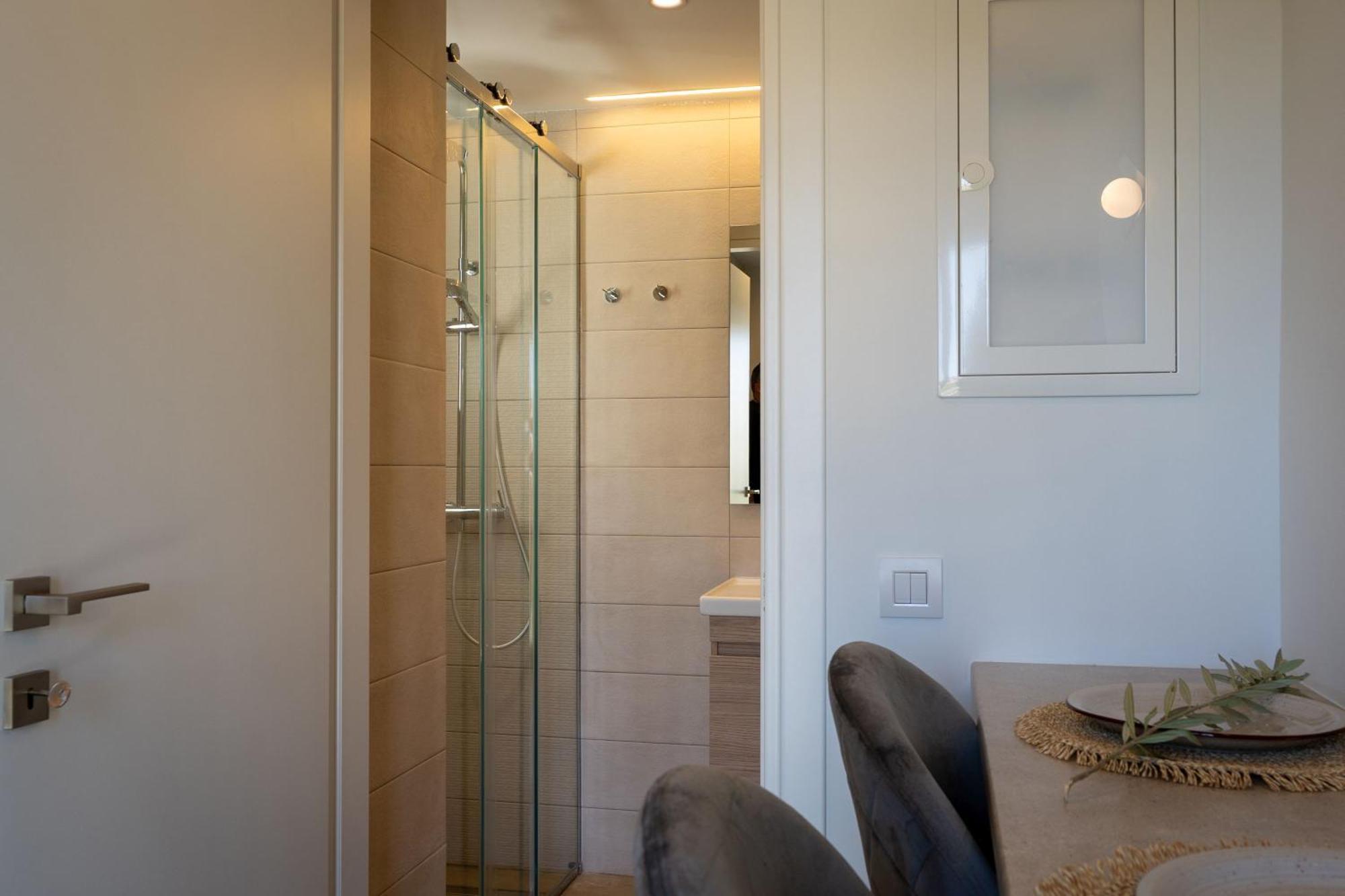 Lodge Luxury Apartments Kalamákion Extérieur photo