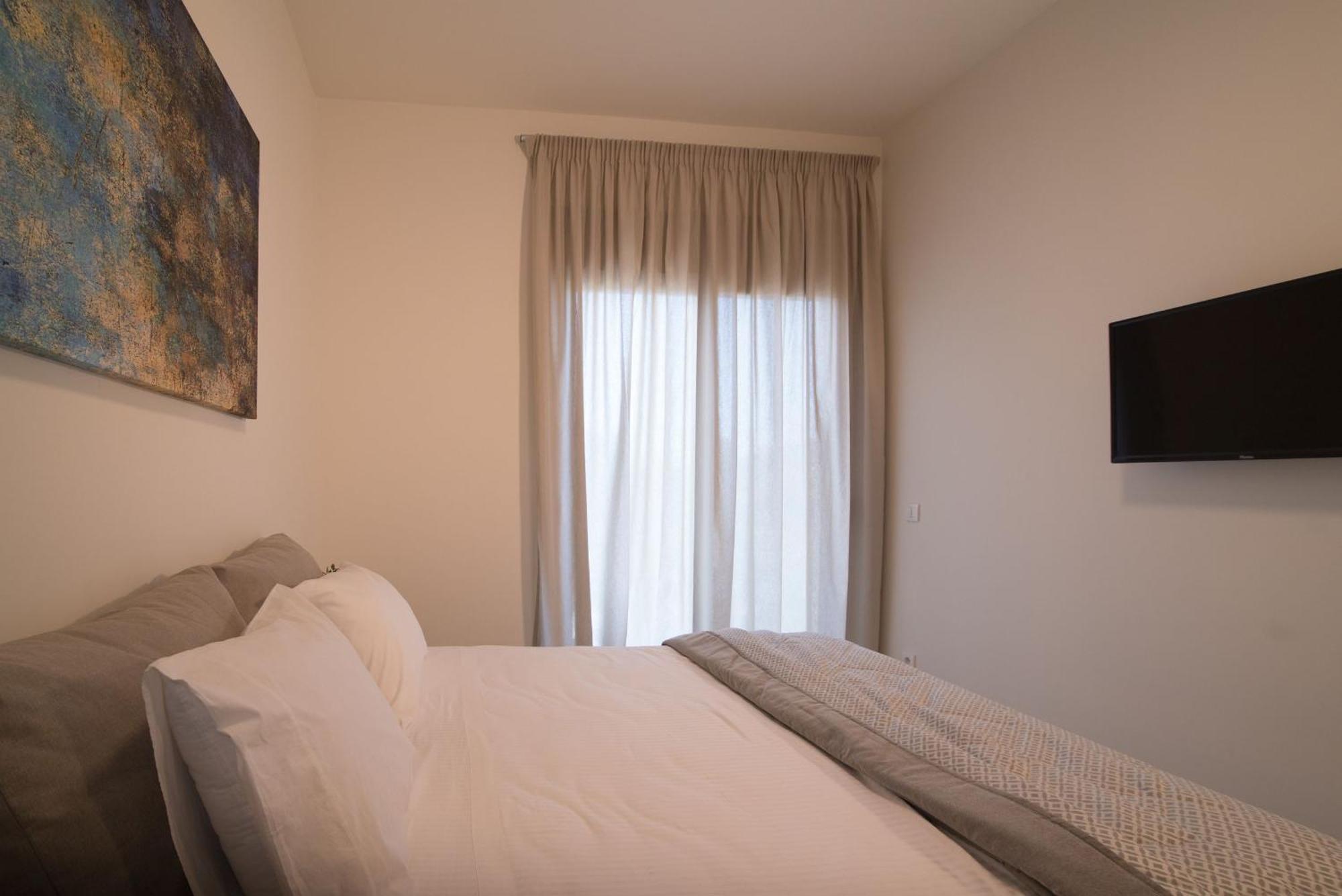 Lodge Luxury Apartments Kalamákion Chambre photo